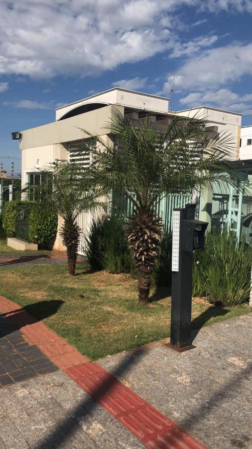 Apartamento Em Londrina Privado Com 2 Quartos De Casal Com Utensilios Garagem E Wifi Appartement Buitenkant foto
